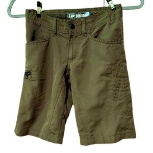 Lee Kids size 8 Cargo Shorts in Olive Green